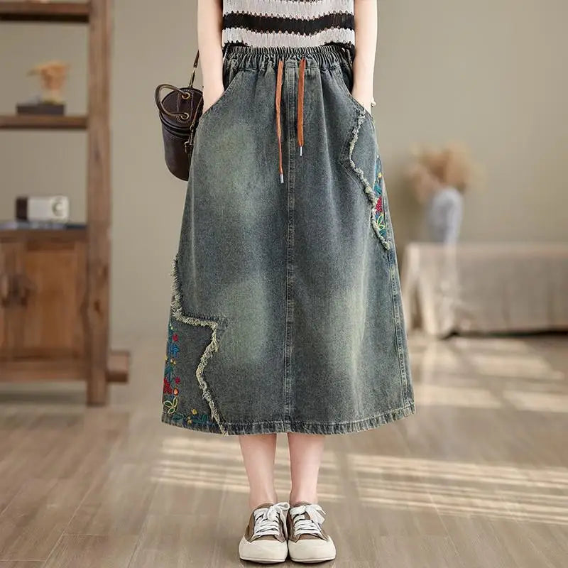 High Waist Casual Denim Skirt Women New 2024 Spring Vintage Style Streetwear Floral Embroidery Female A-line Long Skirts B3713